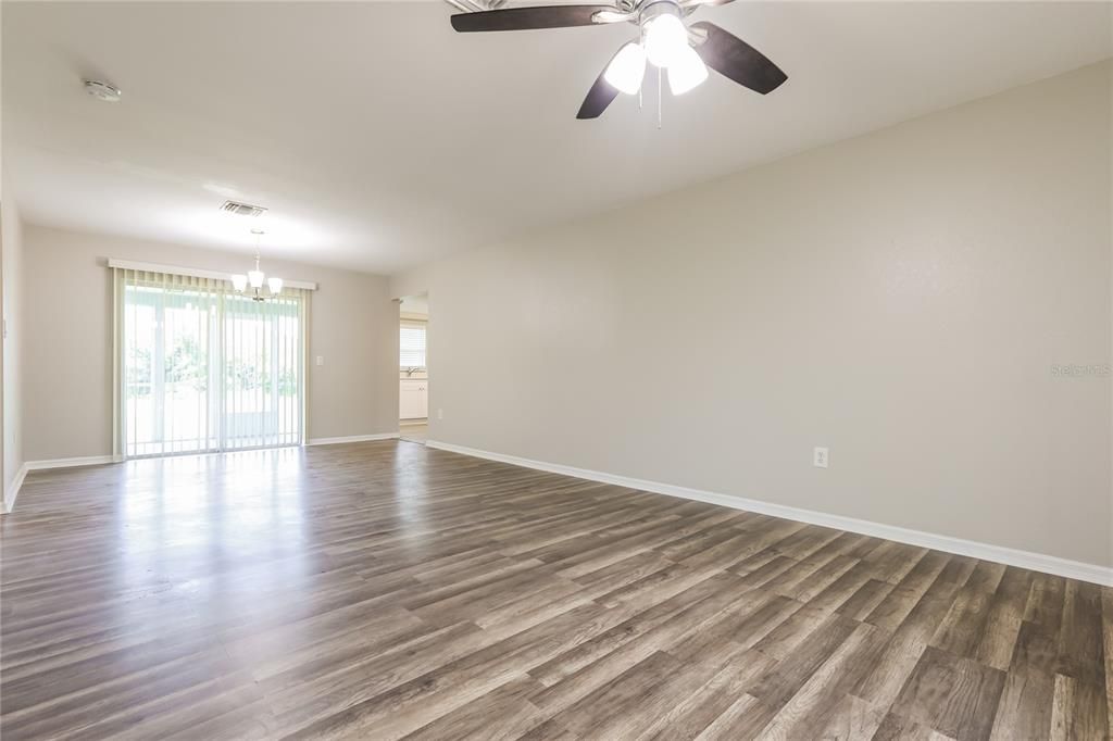 For Rent: $2,050 (3 beds, 2 baths, 1336 Square Feet)