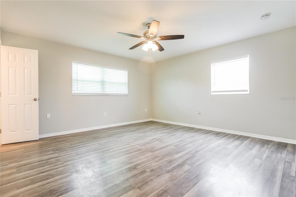 For Rent: $2,050 (3 beds, 2 baths, 1336 Square Feet)