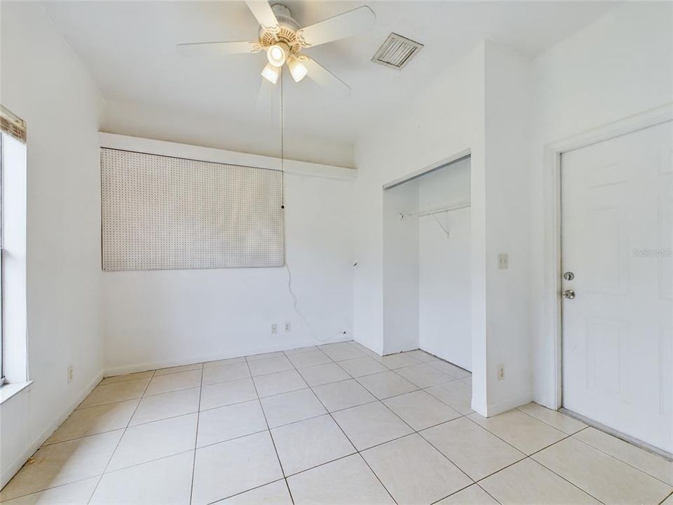 Active With Contract: $329,900 (4 beds, 2 baths, 1536 Square Feet)