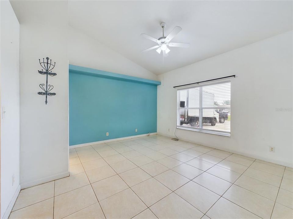 Active With Contract: $329,900 (4 beds, 2 baths, 1536 Square Feet)