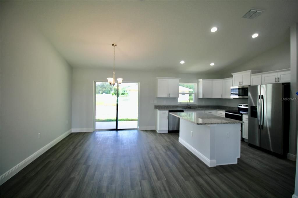 Active With Contract: $285,000 (3 beds, 2 baths, 1453 Square Feet)