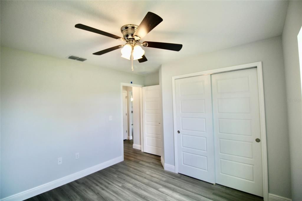 Active With Contract: $285,000 (3 beds, 2 baths, 1453 Square Feet)