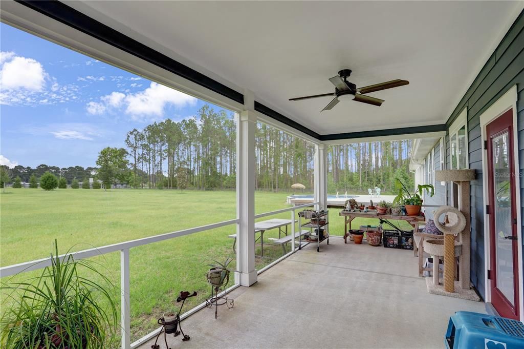 Guest suite screened porch