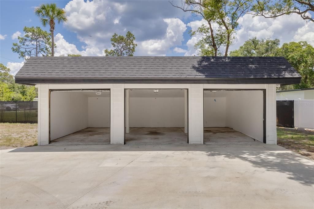 Brand new 3-car garage!