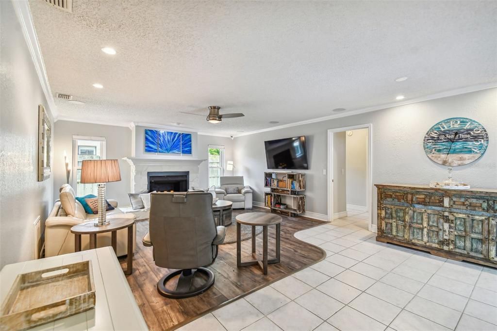 Active With Contract: $635,000 (3 beds, 2 baths, 1835 Square Feet)