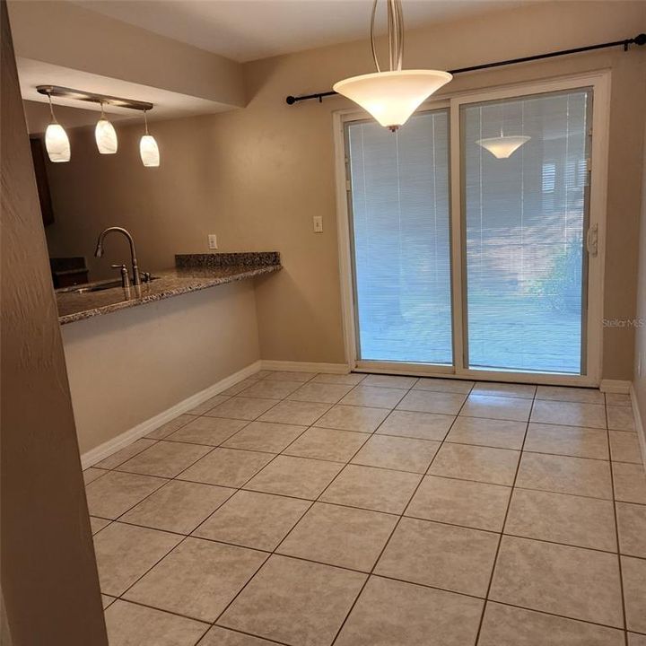 For Sale: $198,000 (2 beds, 1 baths, 1144 Square Feet)