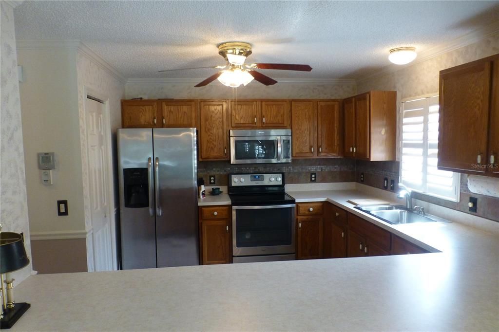 For Rent: $2,050 (2 beds, 2 baths, 1576 Square Feet)
