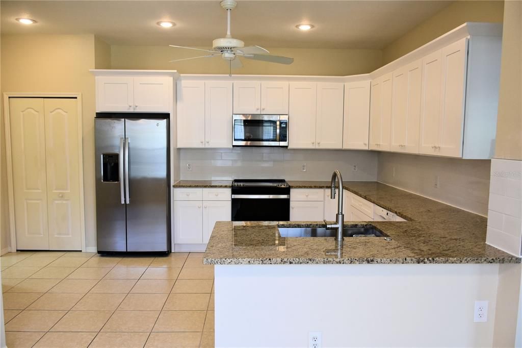 Recently Rented: $2,250 (2 beds, 2 baths, 1544 Square Feet)