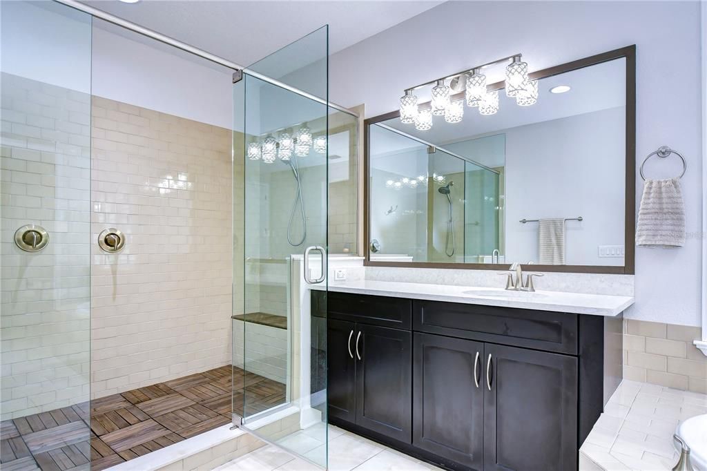 Luxurious Owner's Bathroom