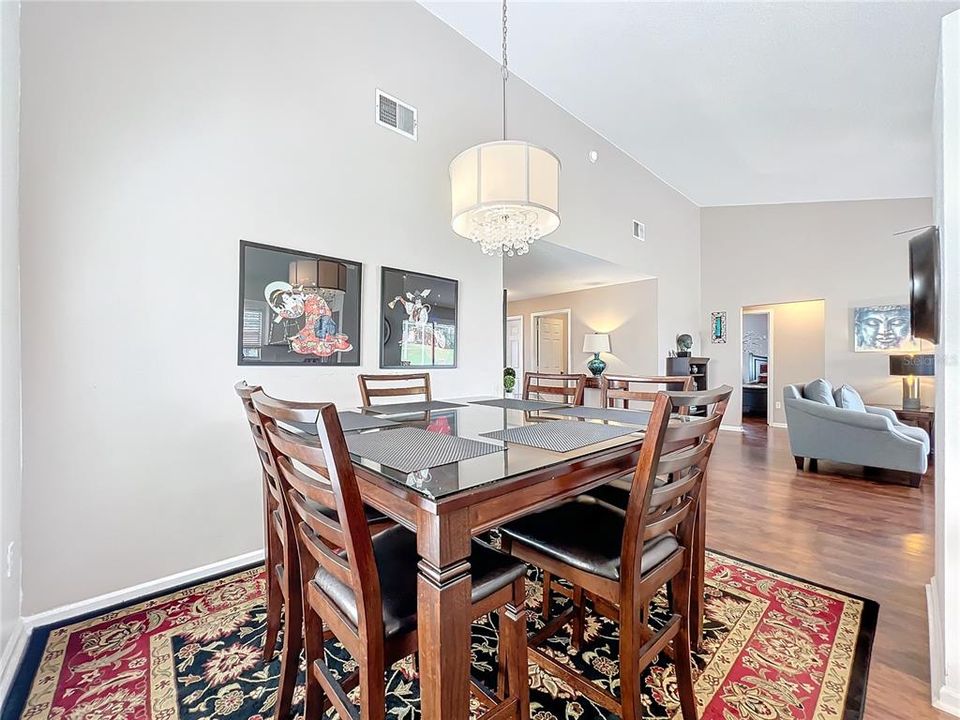 For Sale: $435,000 (3 beds, 2 baths, 1512 Square Feet)