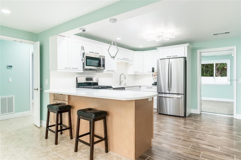 For Sale: $474,900 (3 beds, 2 baths, 1726 Square Feet)