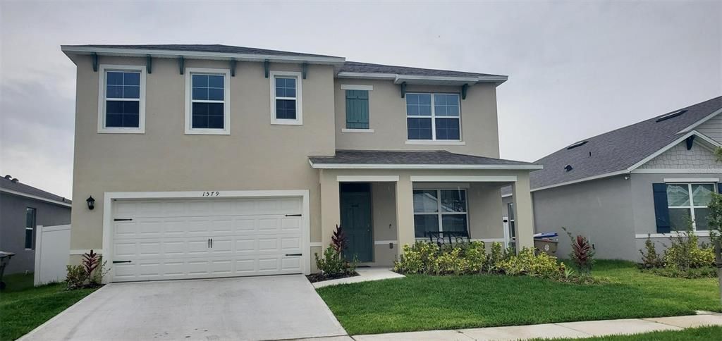 Active With Contract: $3,100 (5 beds, 3 baths, 2601 Square Feet)