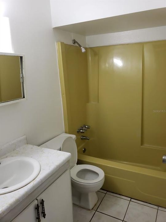 For Rent: $1,000 (1 beds, 1 baths, 683 Square Feet)