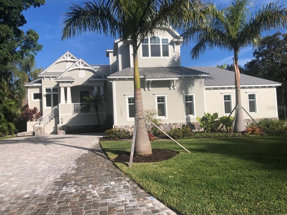 For Sale: $3,575,000 (4 beds, 4 baths, 3569 Square Feet)