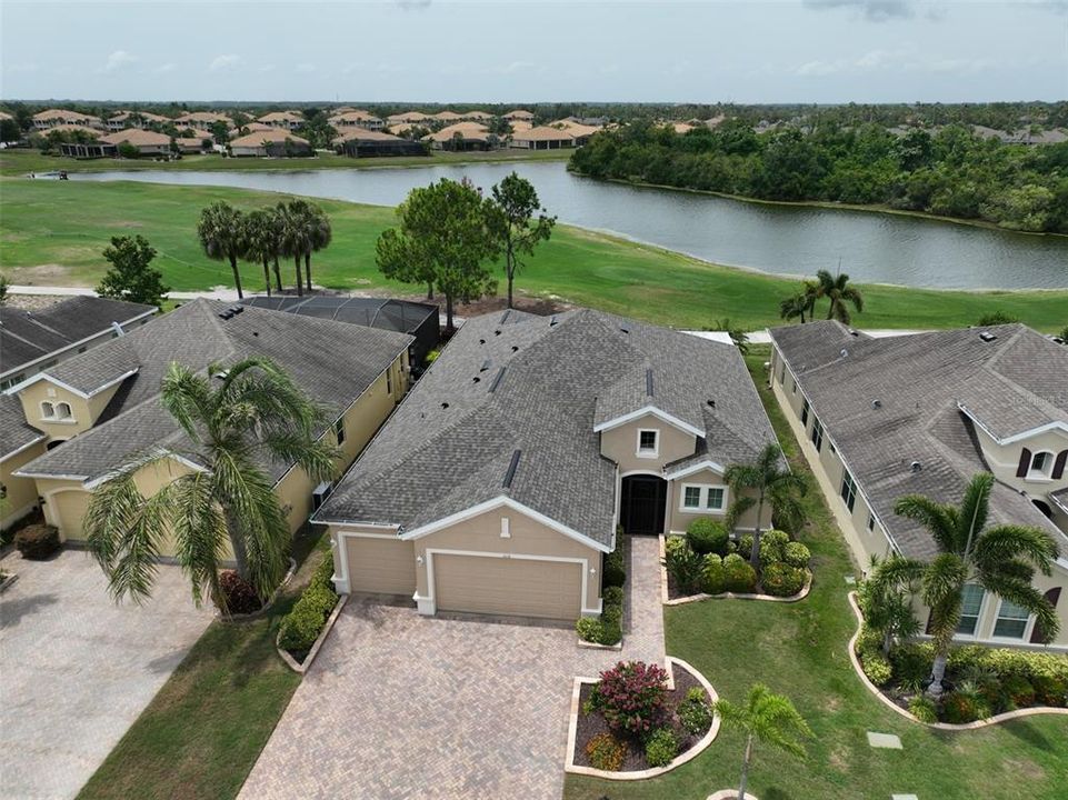 Recently Sold: $509,000 (2 beds, 2 baths, 2295 Square Feet)