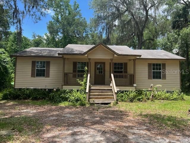 Recently Sold: $250,000 (4 beds, 2 baths, 1144 Square Feet)