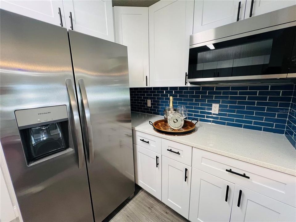 For Sale: $314,900 (3 beds, 2 baths, 1356 Square Feet)