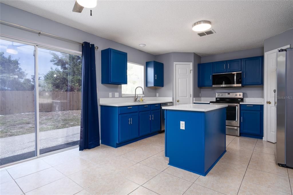Active With Contract: $2,300 (4 beds, 2 baths, 2222 Square Feet)