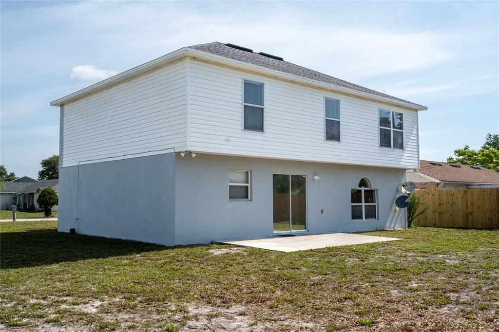 Active With Contract: $2,300 (4 beds, 2 baths, 2222 Square Feet)