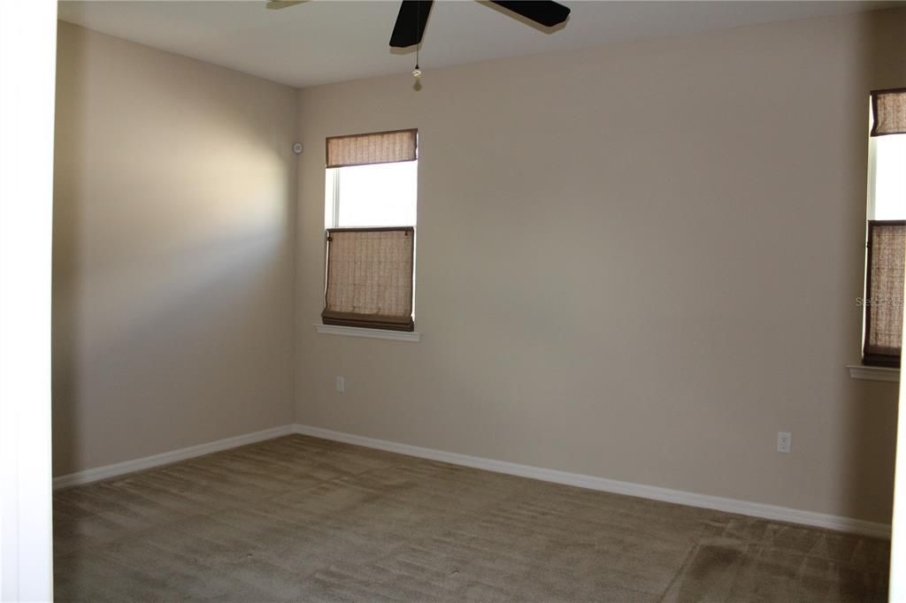 For Rent: $2,500 (3 beds, 2 baths, 1983 Square Feet)