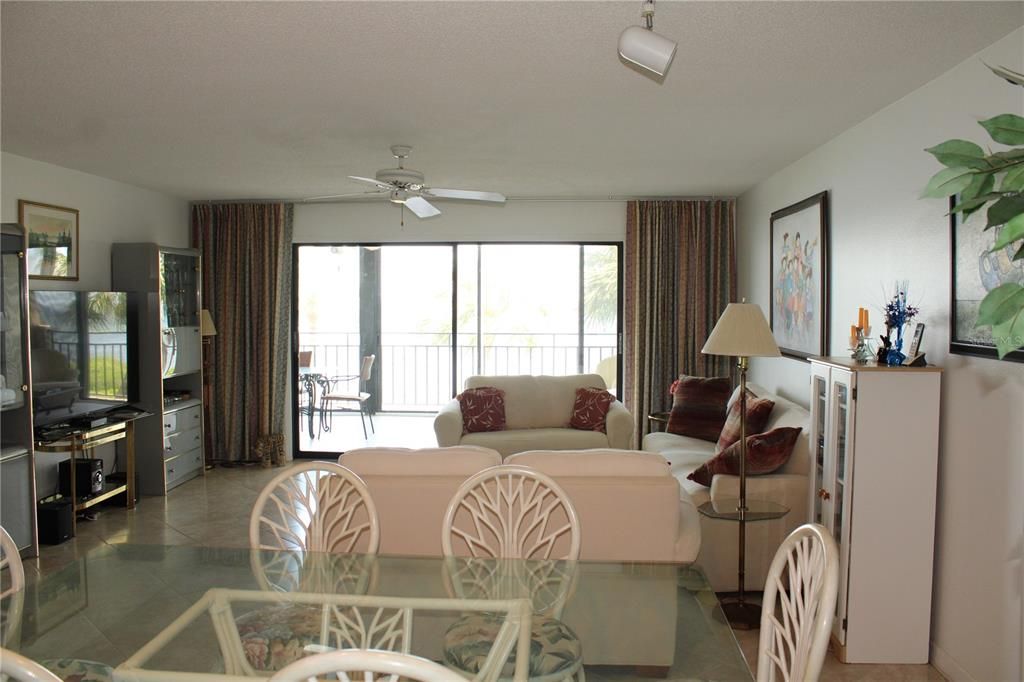 Dining area/ family room overlooking Sarasota Bay