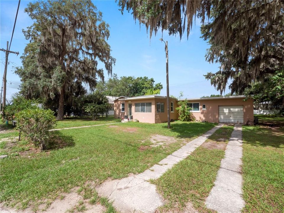 For Sale: $245,000 (3 beds, 1 baths, 1398 Square Feet)