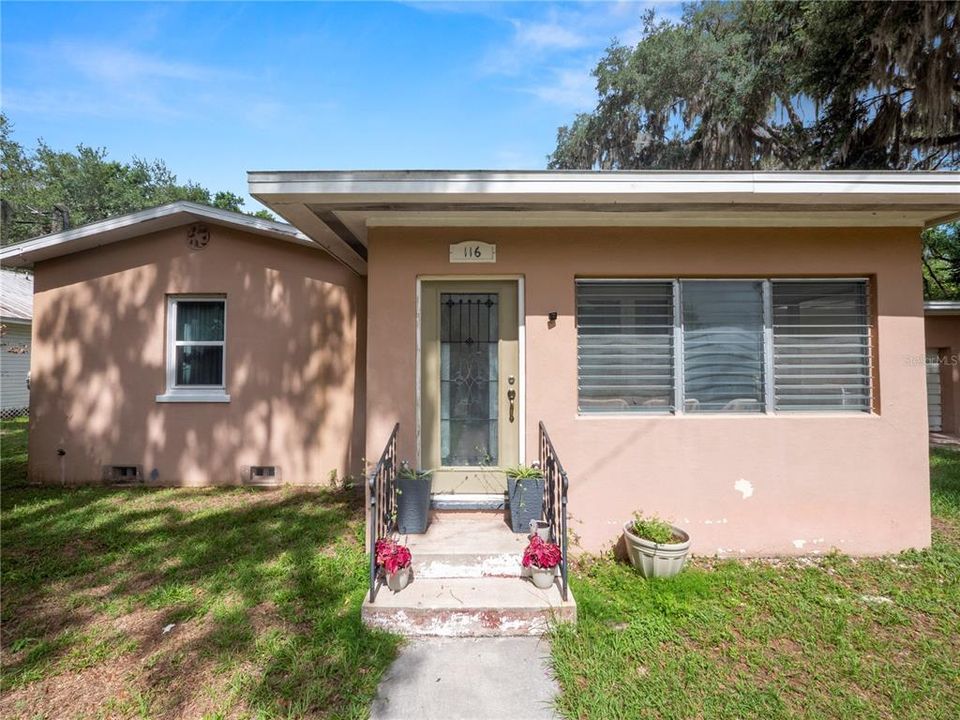 For Sale: $245,000 (3 beds, 1 baths, 1398 Square Feet)