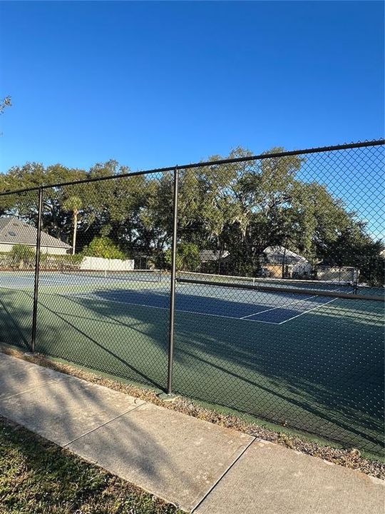 community tennis