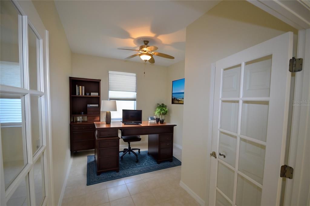 Photo virtually staged, 3rd bedroom with walk-in closet, flex room or office.