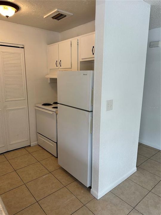 Recently Rented: $1,250 (2 beds, 2 baths, 1148 Square Feet)
