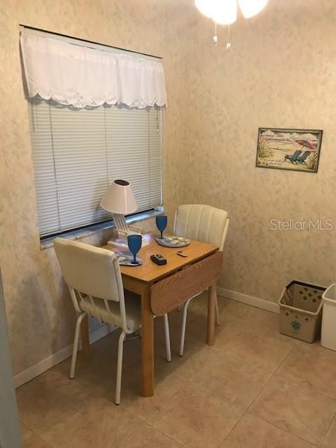 For Rent: $1,800 (2 beds, 2 baths, 1108 Square Feet)
