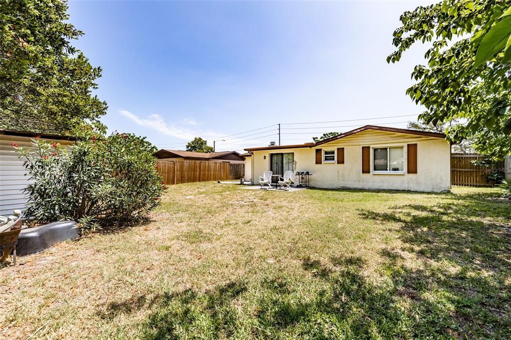 For Sale: $259,800 (3 beds, 2 baths, 1490 Square Feet)