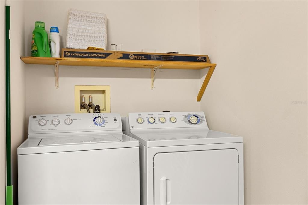 Washer and Dryer Convey!