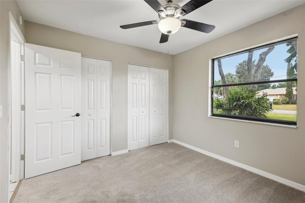 Active With Contract: $299,900 (3 beds, 2 baths, 1176 Square Feet)