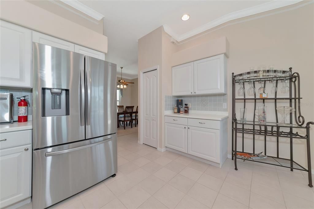 Kitchen pantry & server station nook.