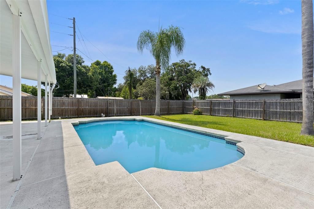 Active With Contract: $349,900 (4 beds, 2 baths, 2035 Square Feet)