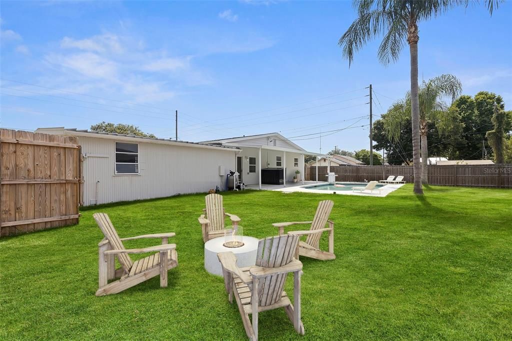 Active With Contract: $349,900 (4 beds, 2 baths, 2035 Square Feet)