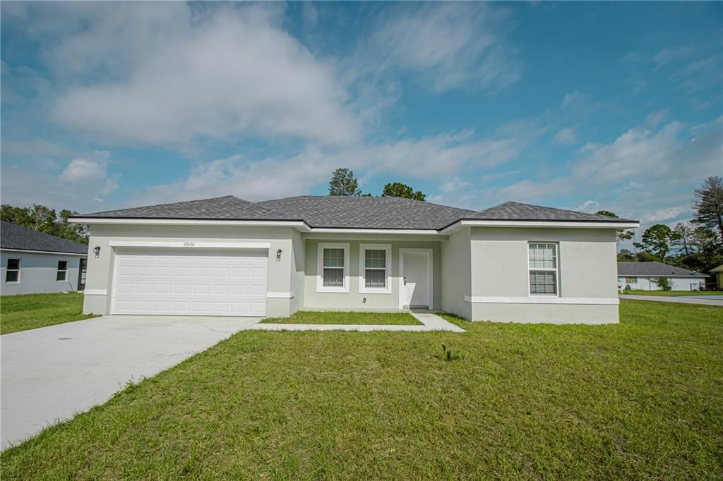 Active With Contract: $285,900 (4 beds, 2 baths, 1580 Square Feet)