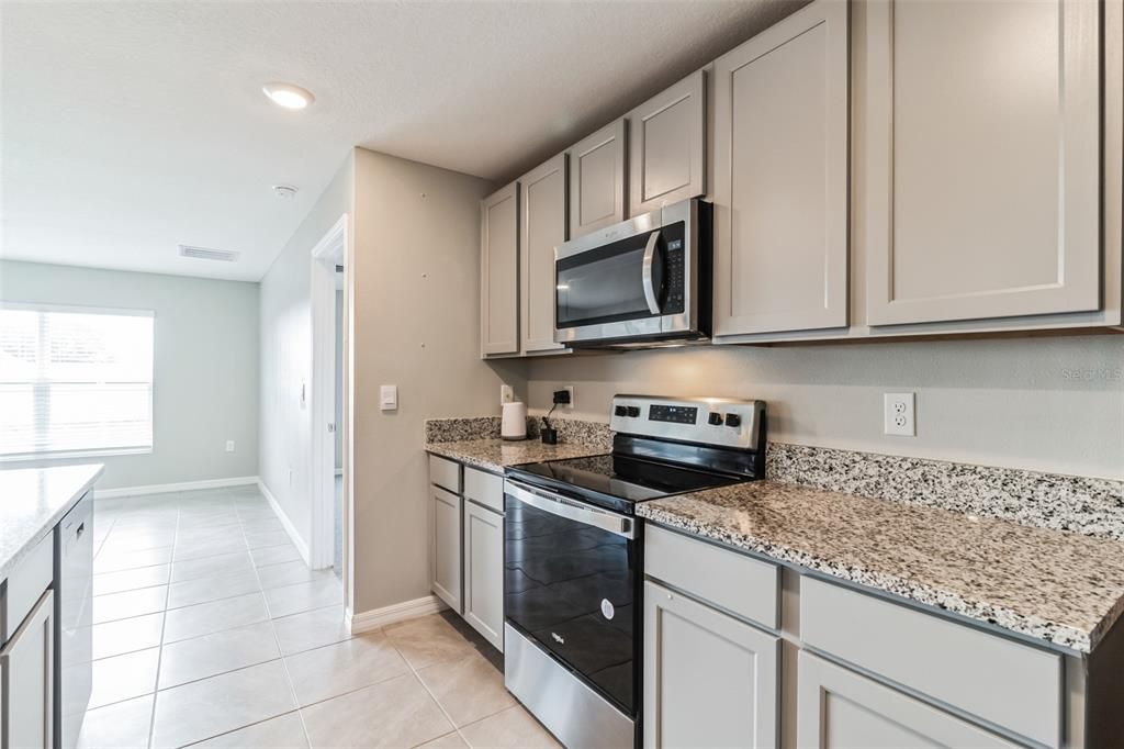 Active With Contract: $299,000 (3 beds, 2 baths, 1670 Square Feet)