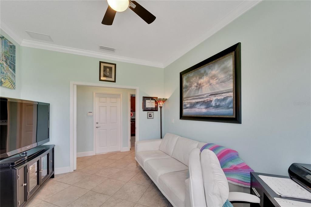 Active With Contract: $409,900 (2 beds, 2 baths, 1735 Square Feet)