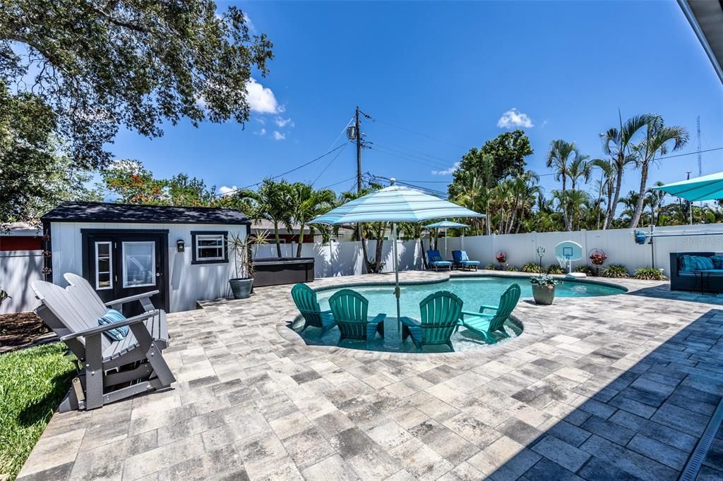 Active With Contract: $640,000 (3 beds, 2 baths, 1524 Square Feet)