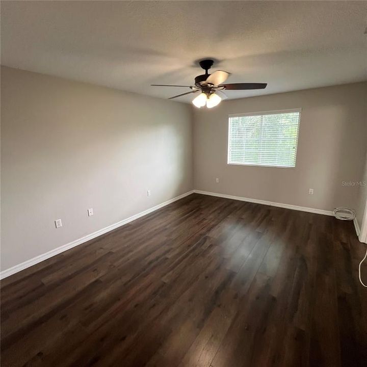 For Rent: $2,150 (3 beds, 2 baths, 1642 Square Feet)