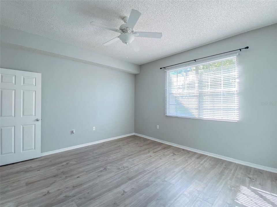 Recently Rented: $2,000 (2 beds, 2 baths, 1298 Square Feet)