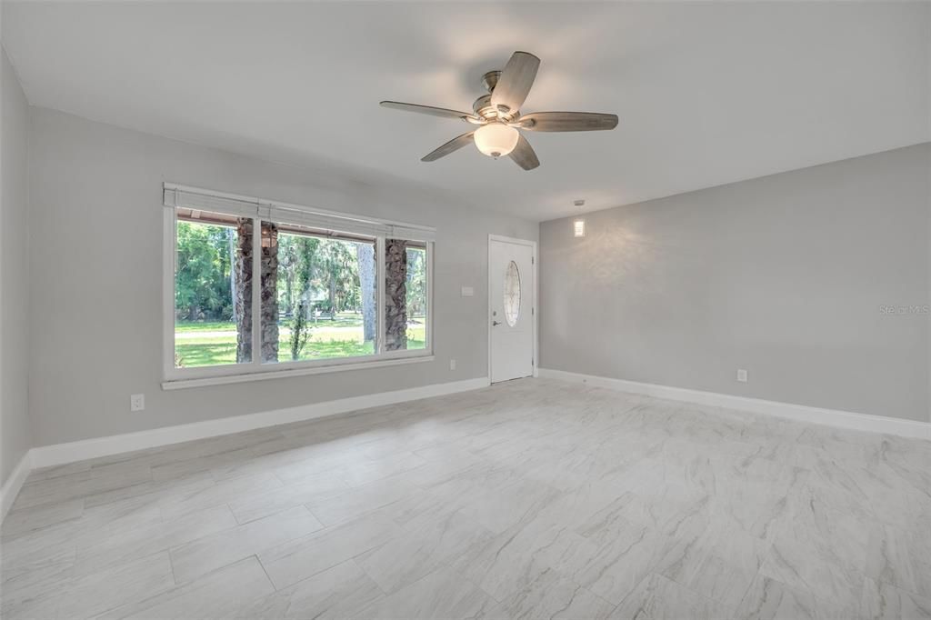 Active With Contract: $360,000 (3 beds, 2 baths, 1802 Square Feet)