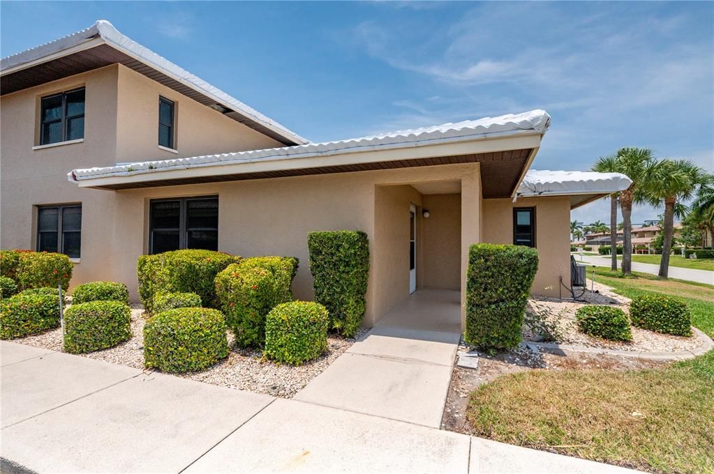 For Sale: $359,900 (3 beds, 2 baths, 1483 Square Feet)