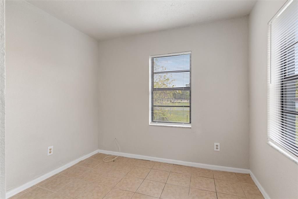 For Sale: $224,900 (3 beds, 2 baths, 898 Square Feet)