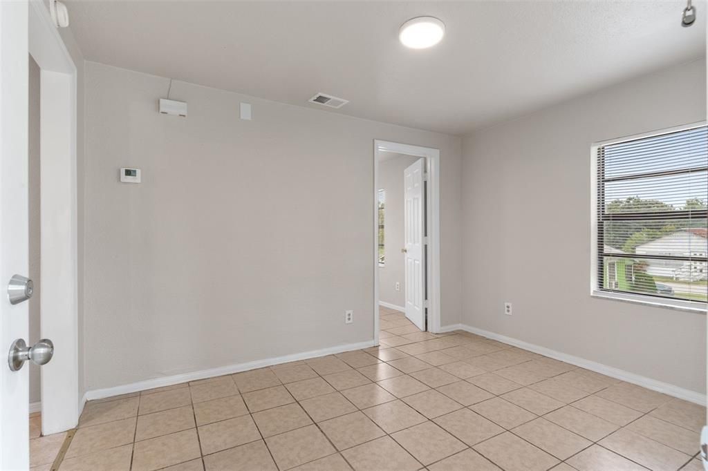 For Sale: $224,900 (3 beds, 2 baths, 898 Square Feet)