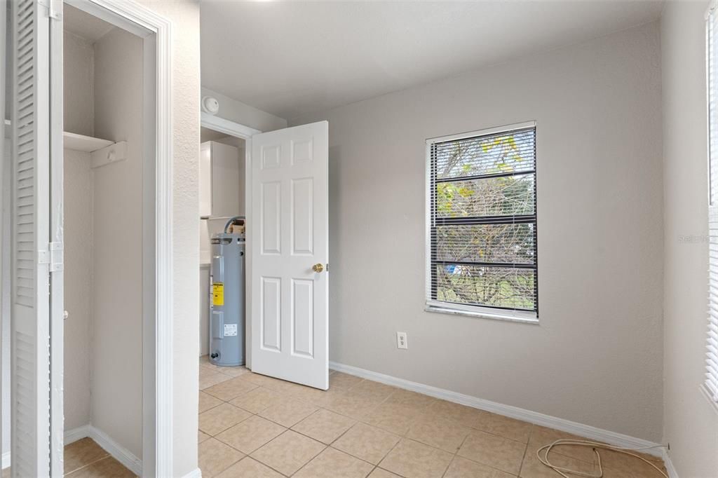 For Sale: $224,900 (3 beds, 2 baths, 898 Square Feet)