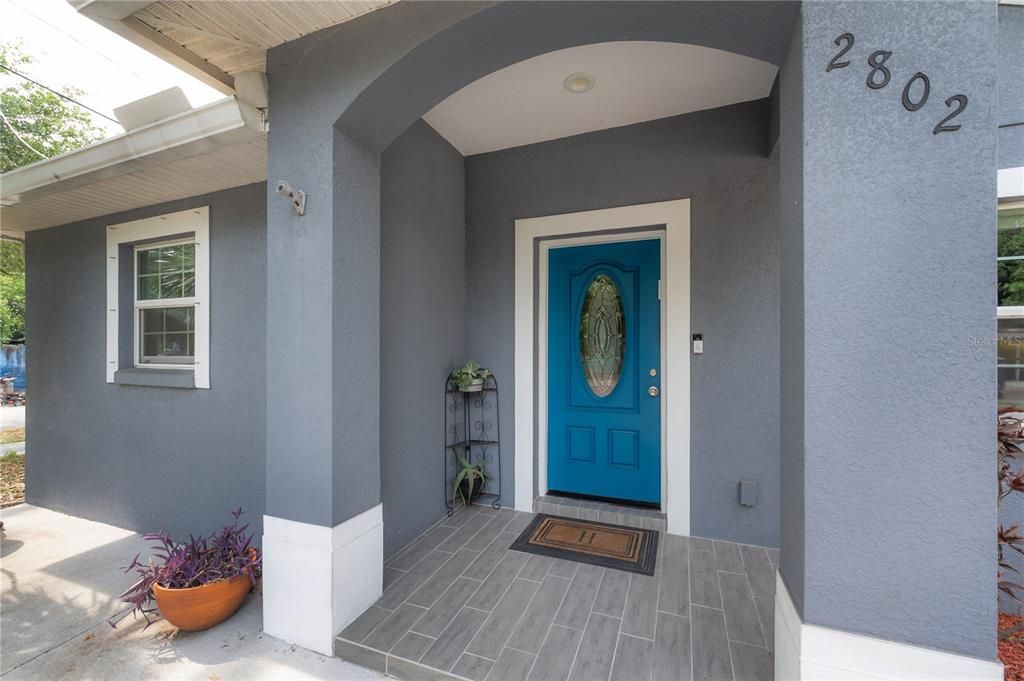 Active With Contract: $2,700 (3 beds, 2 baths, 1188 Square Feet)