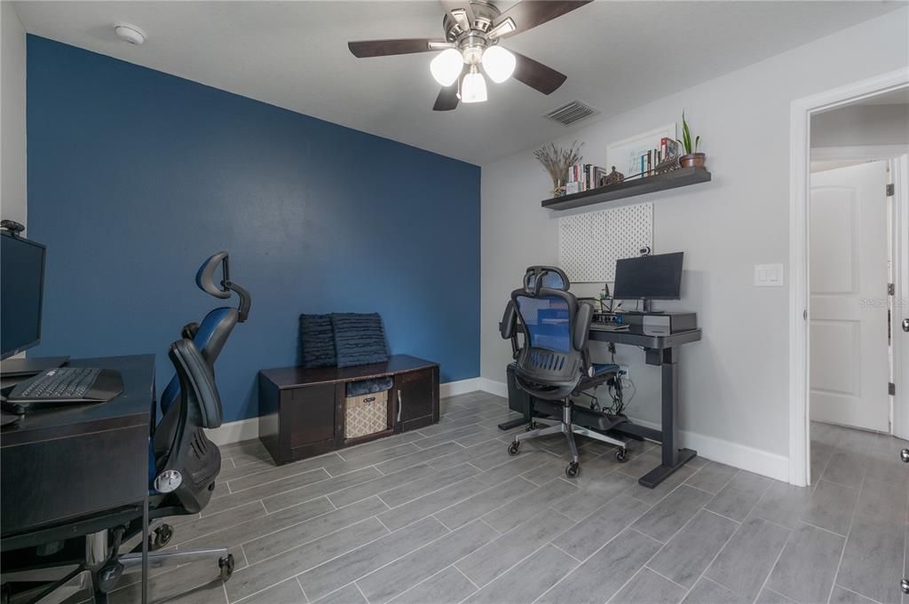 Active With Contract: $2,700 (3 beds, 2 baths, 1188 Square Feet)